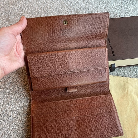 Authentic LOUIS VUITTON Monogram Porte Tresor International Trifold long wallet - Picture 5 of 14